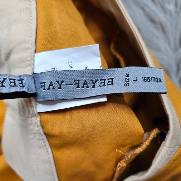 🦃 Boutique Yellow Tan Shorts Pleated Front Retro Vibe Size Small - Picture 11 of 12